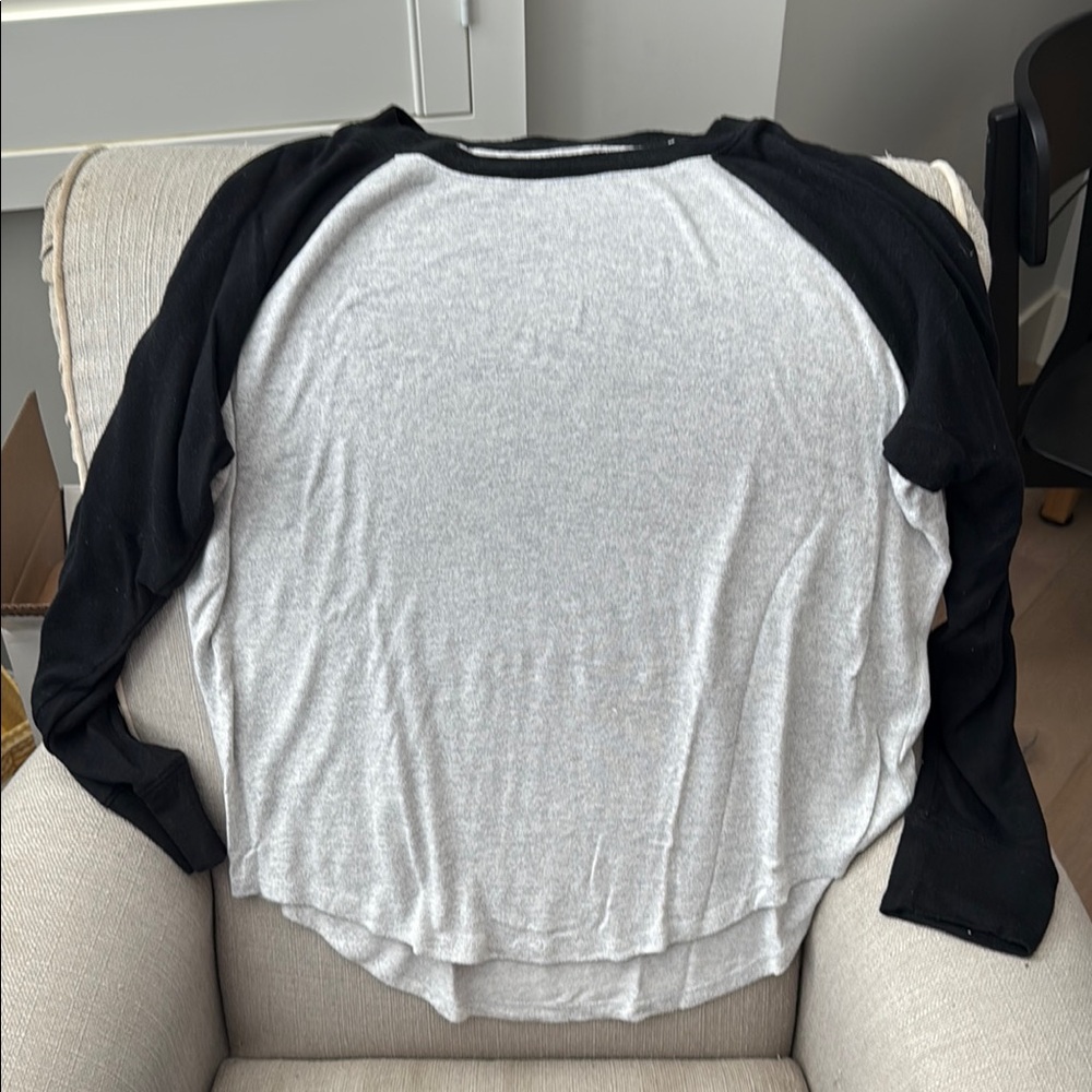 Sonoma Black and Gray Raglan Long Sleeve Tee